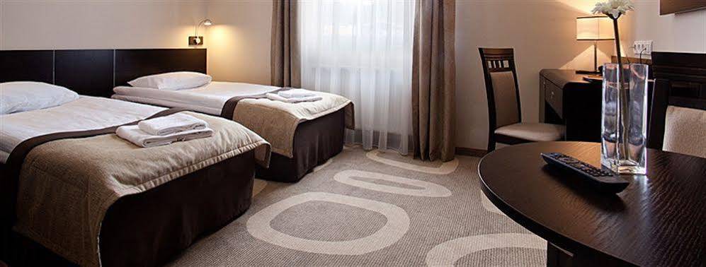 זגורזלק Hotel Picaro Zarska Wies Poludnie A4 Kierunek Polska מראה חיצוני תמונה