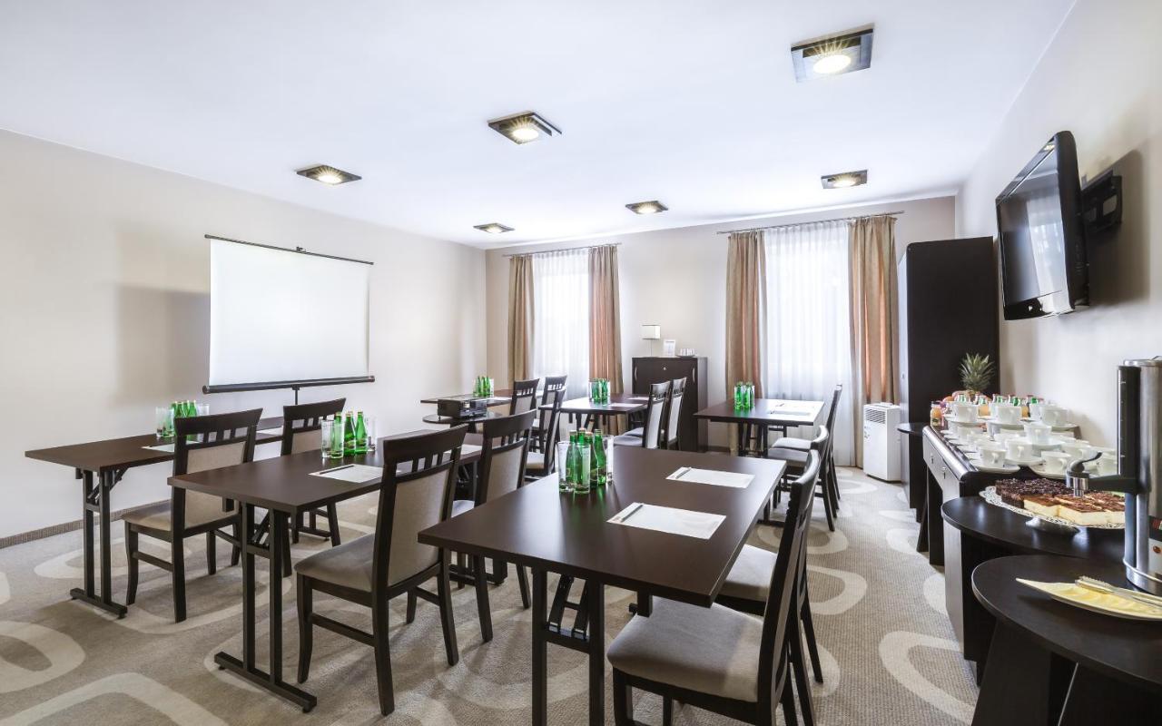 זגורזלק Hotel Picaro Zarska Wies Poludnie A4 Kierunek Polska מראה חיצוני תמונה